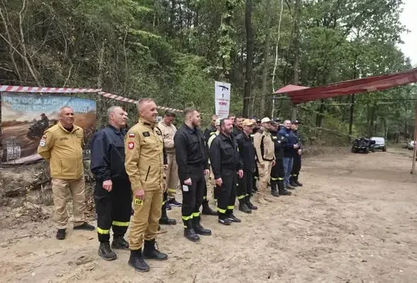 Strażacy z OSP Kunów triumfują w turnieju strzeleckim i biegu charytatywnym