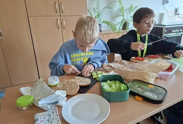 Warsztaty kulinarne „Moje drugie śniadanie” w klasie 4a PSP nr 10