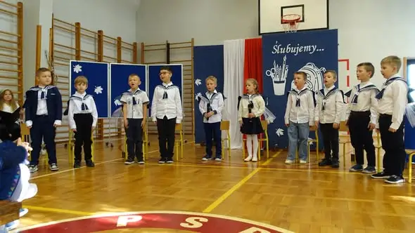 Ślubowanie pierwszoklasistów w PSP nr 10 w Ostrowcu Świętokrzyskim
