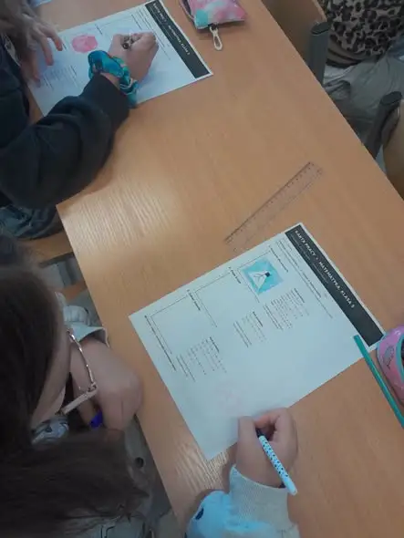 Uczniowie z Kunowa połączyli matematykę z bezpieczeństwem na drodze
